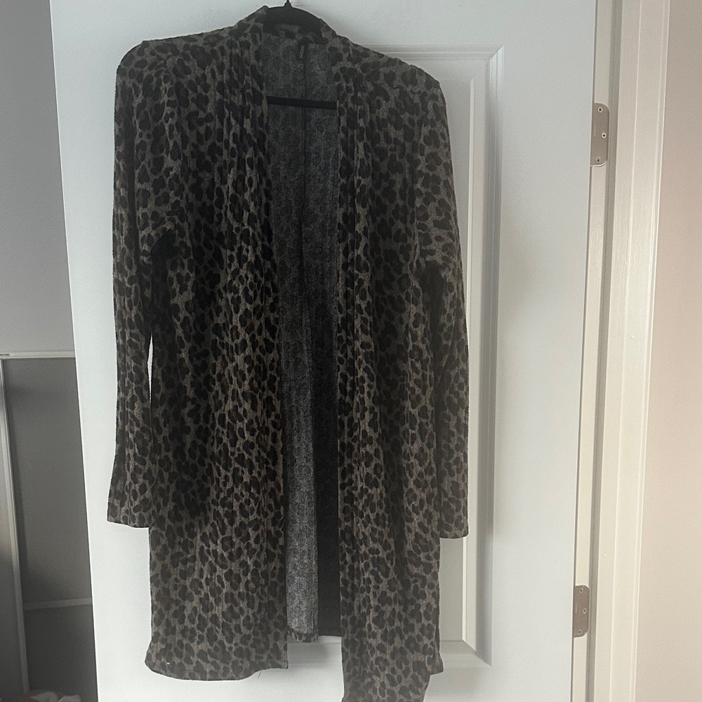 📌3 for $20📌Massini Animal Print Women's Cardigan size L